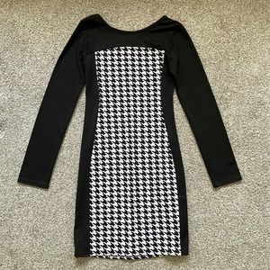 Long Sleeve Houndstooth Mini Dress
